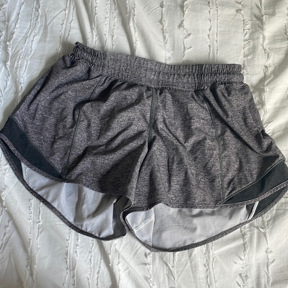 lululemon hotty hot shorts 4” DUPE